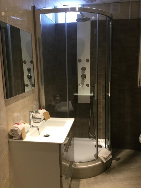 Hotel Restaurant Le 8 Mandelieu Εξωτερικό φωτογραφία