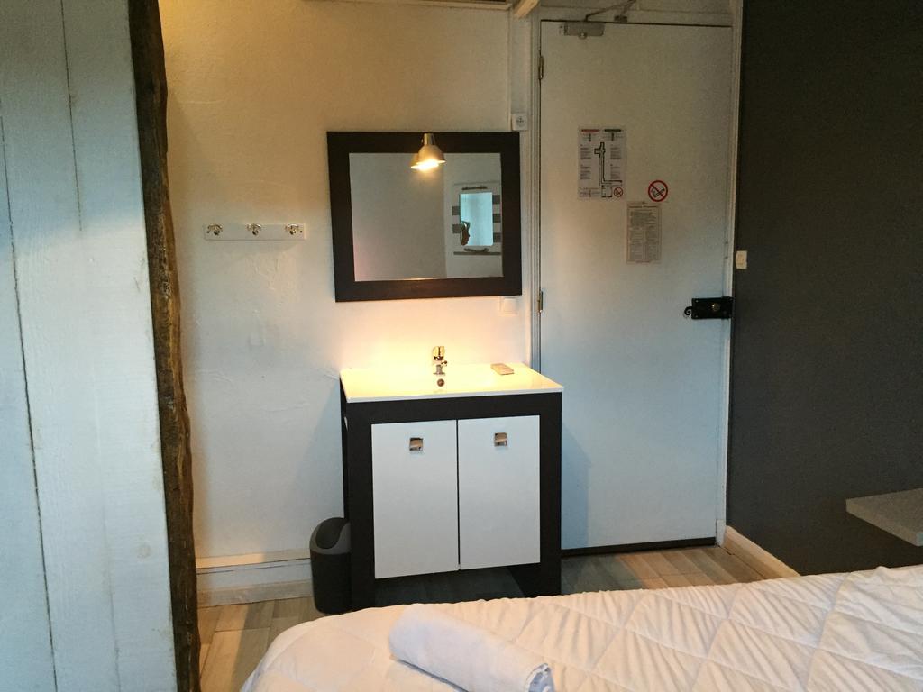 Hotel Restaurant Le 8 Mandelieu Εξωτερικό φωτογραφία
